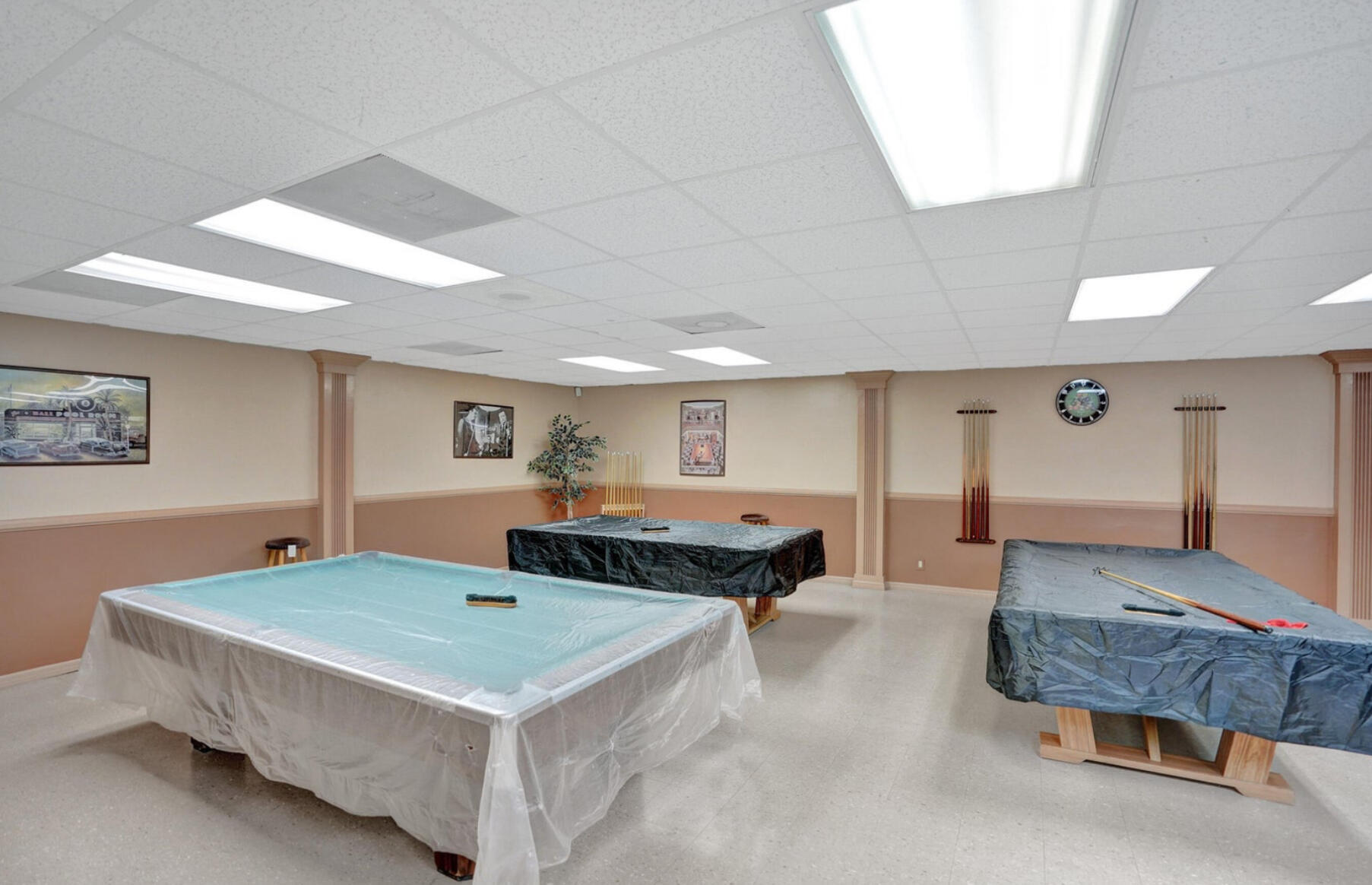 main property photo 78