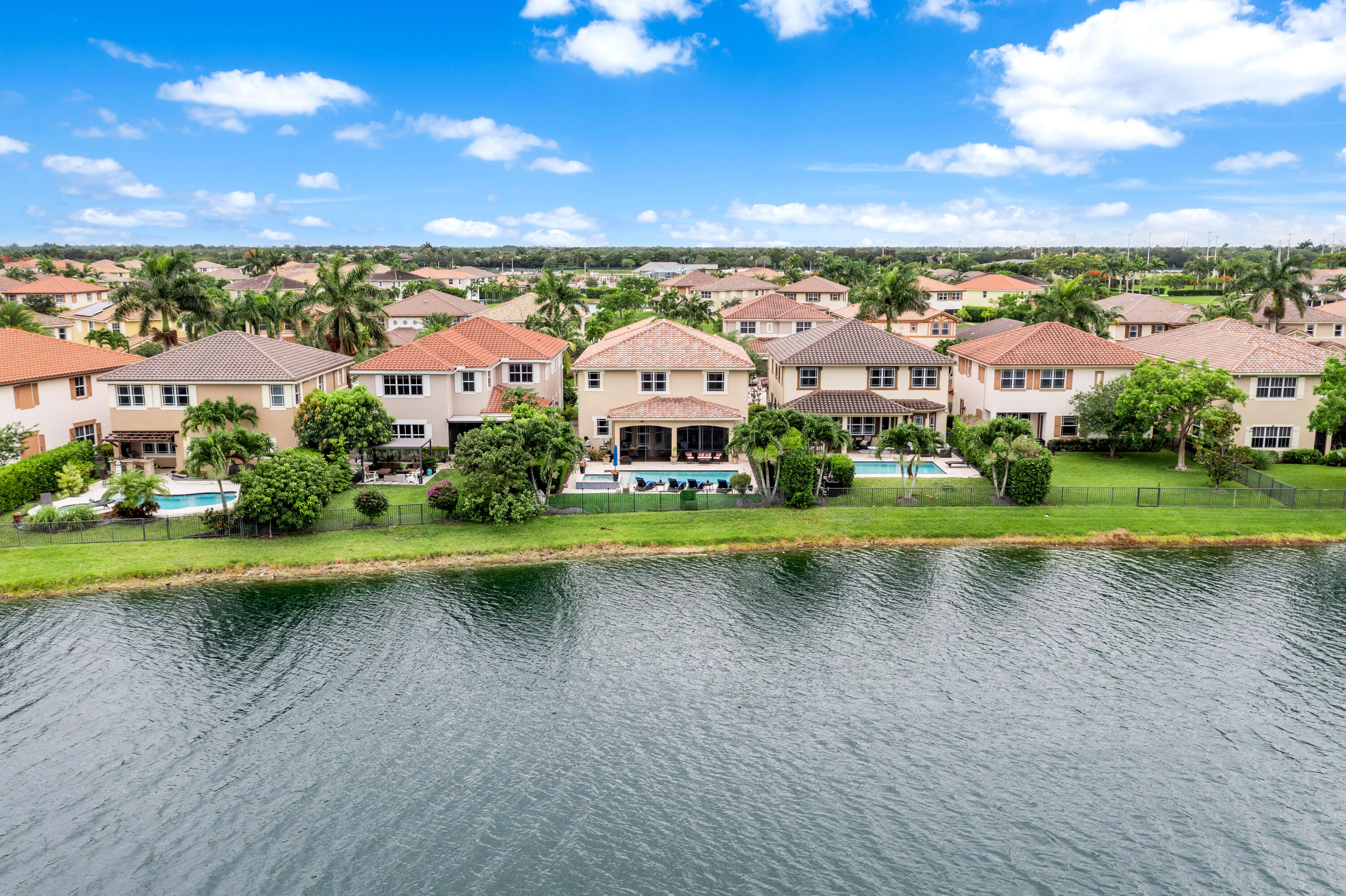 main property photo 74