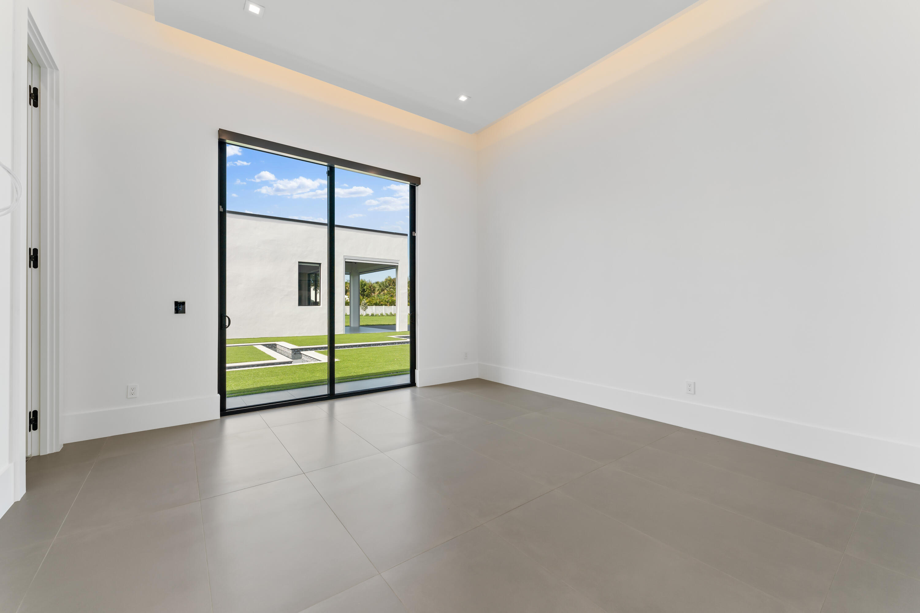 main property photo 60