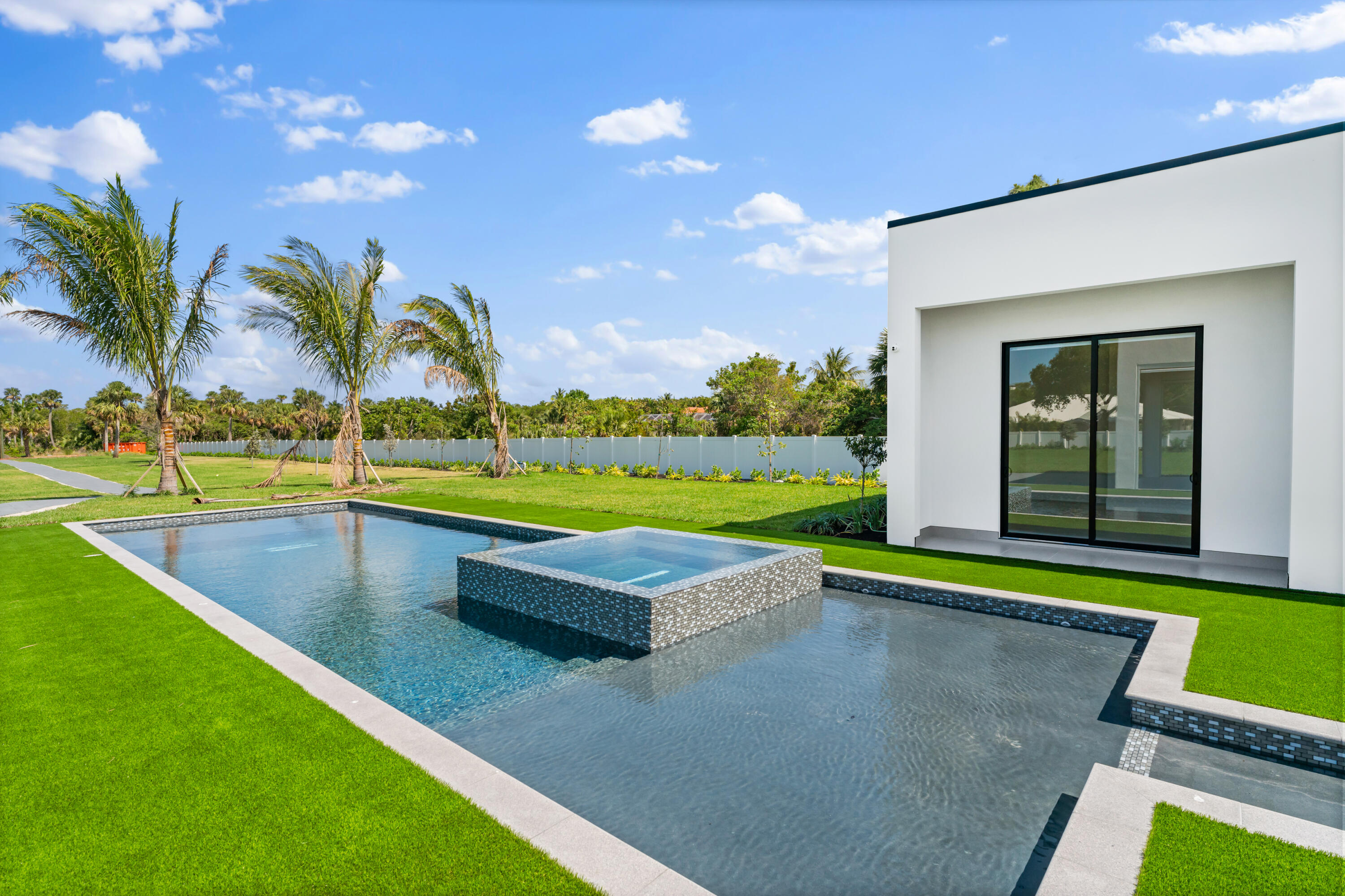 main property photo 84