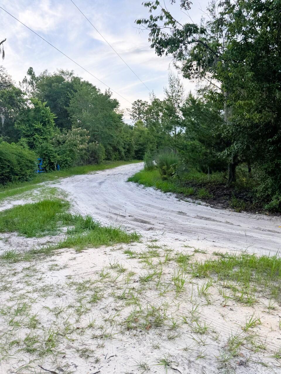 main property photo 18