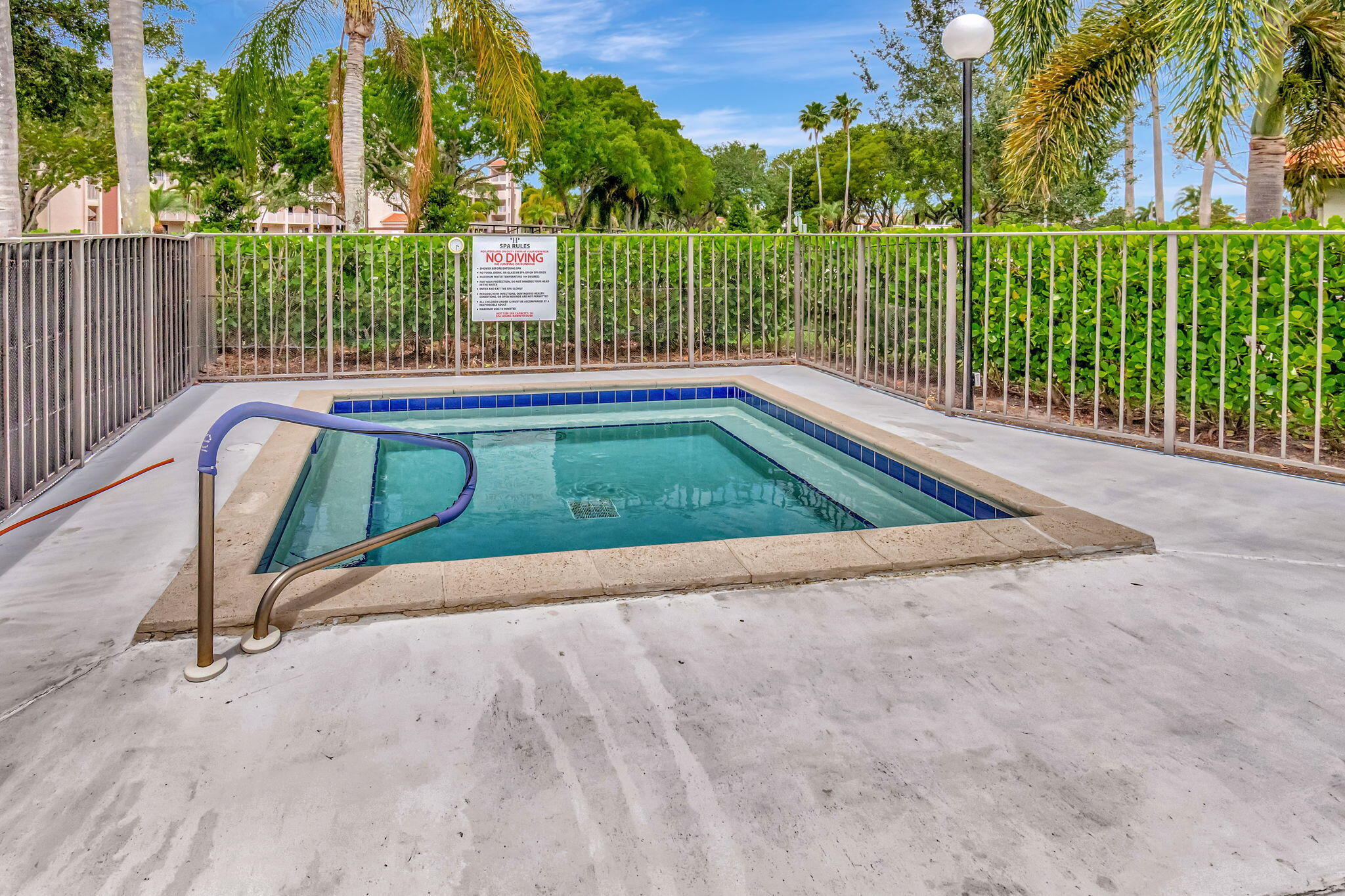 main property photo 50