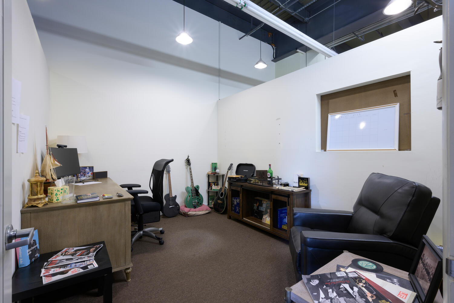 main property photo 11