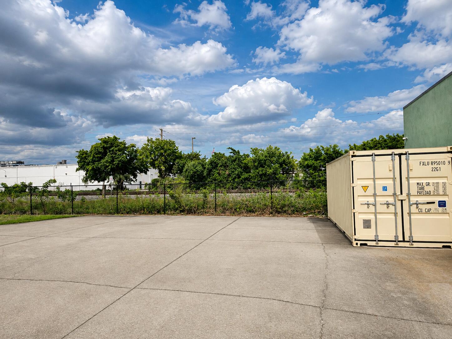 main property photo 20