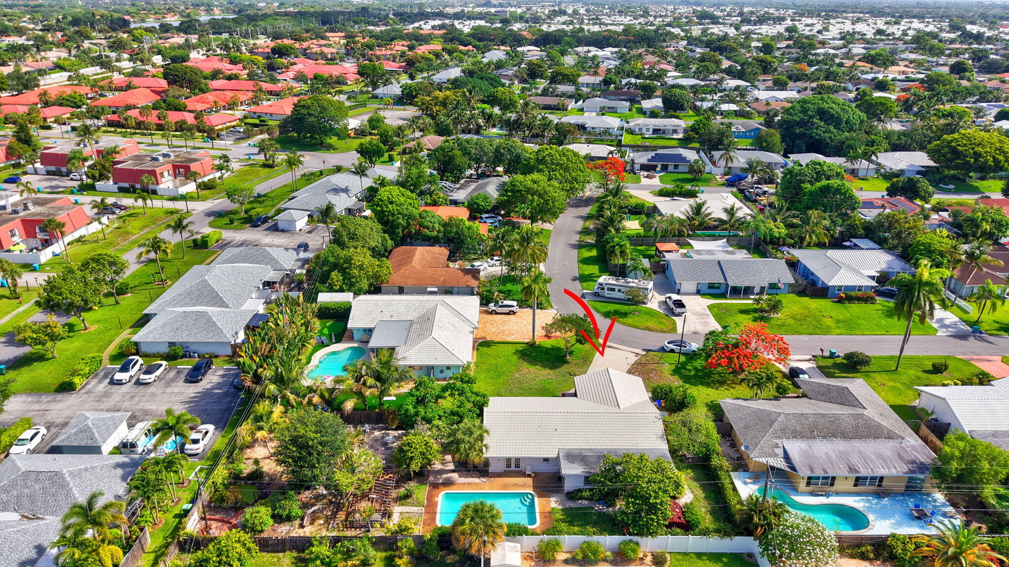 main property photo 67