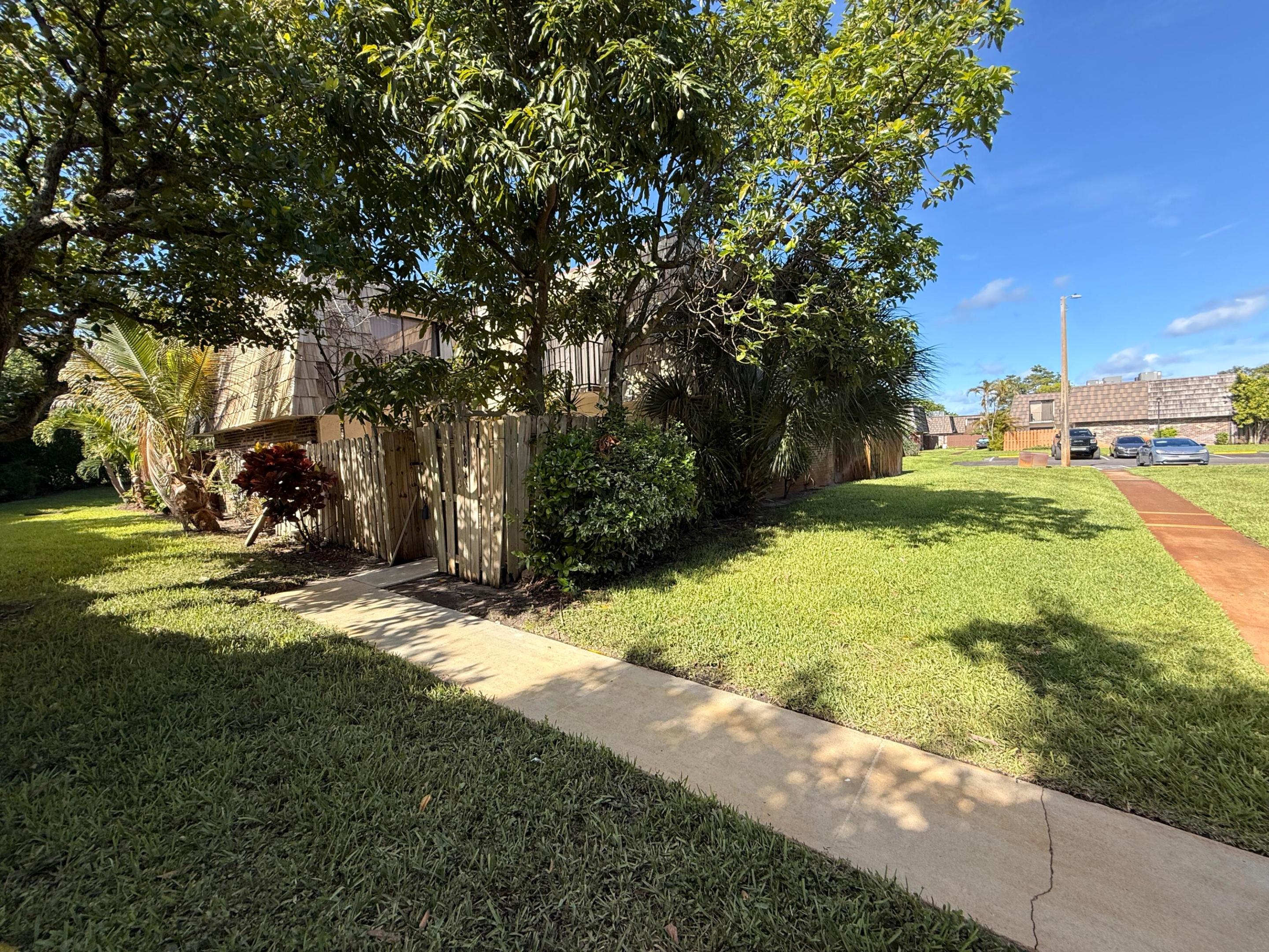 main property photo 70
