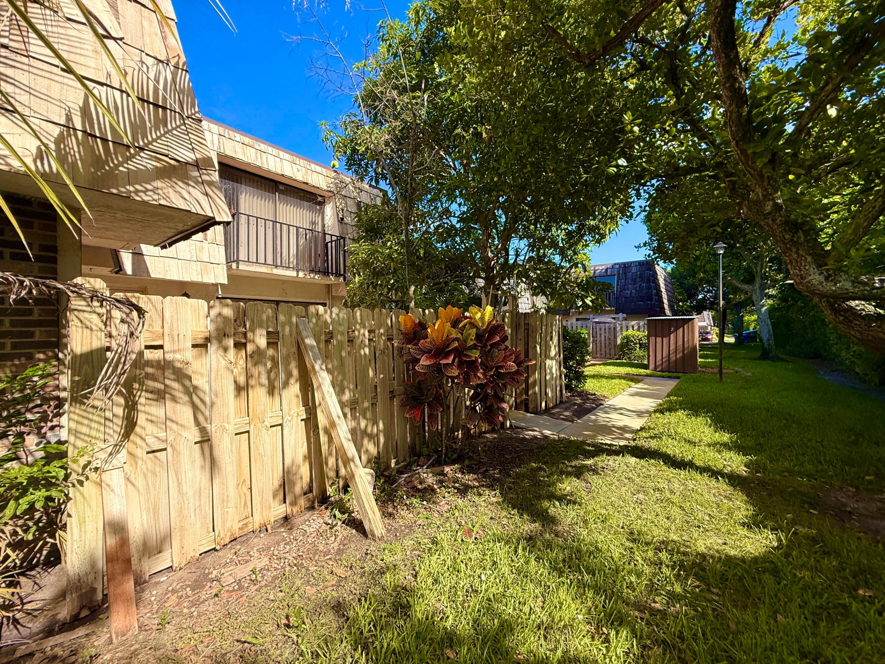 main property photo 74
