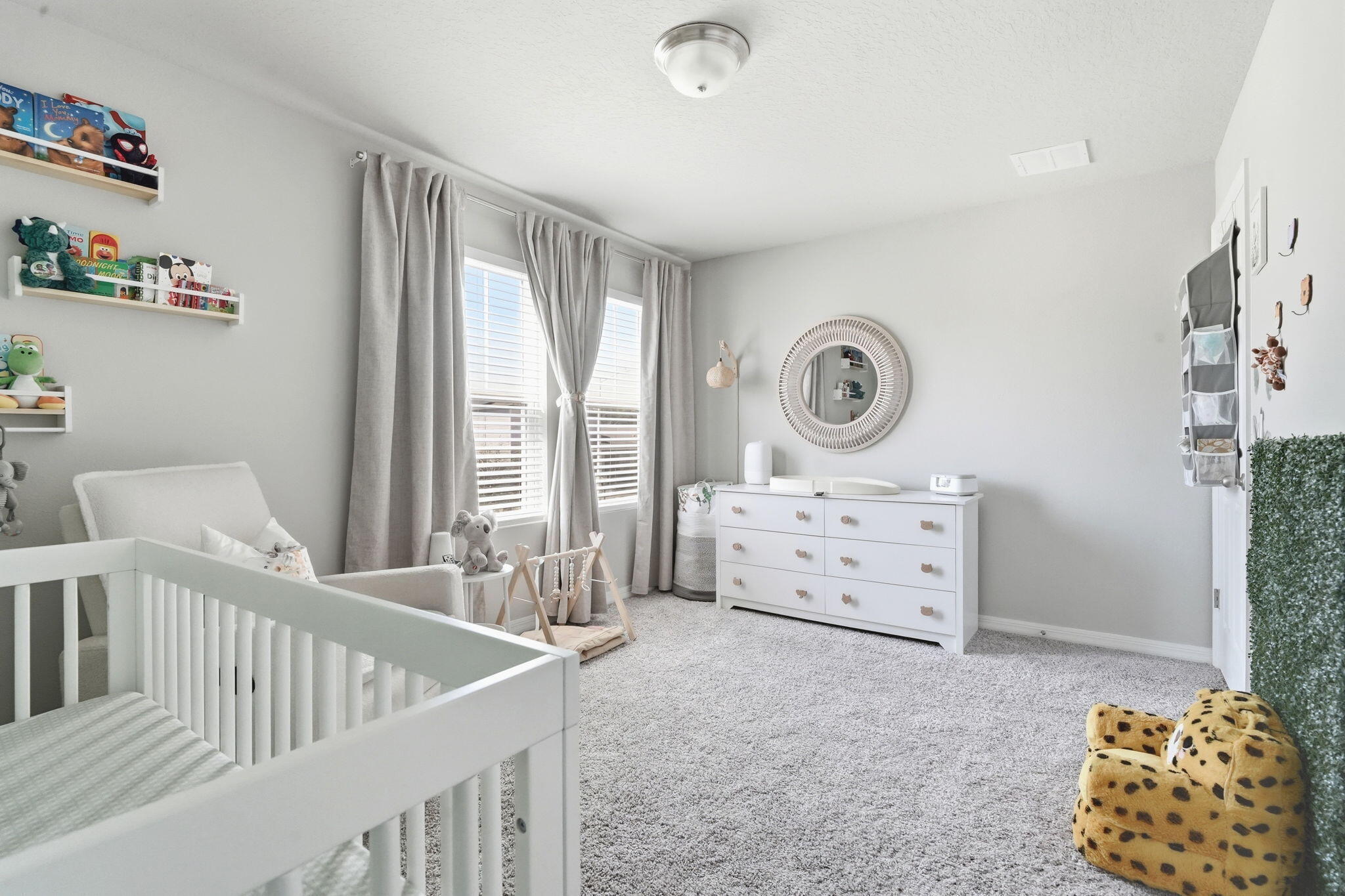 main property photo 45