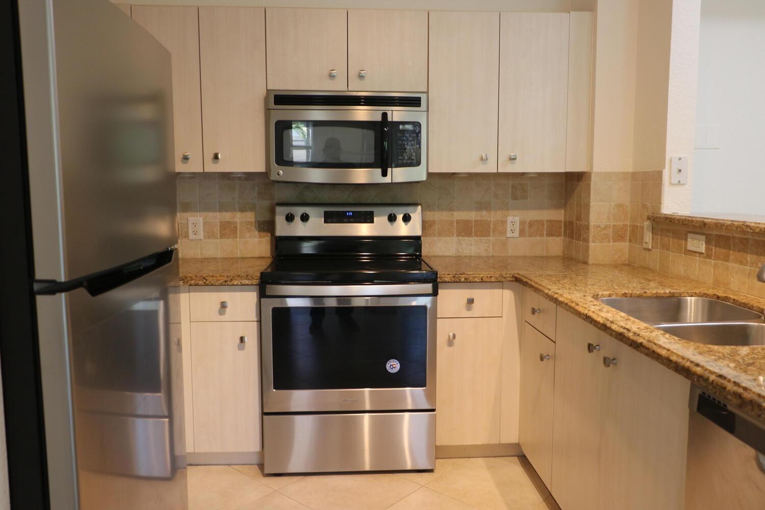property viewer photo 2