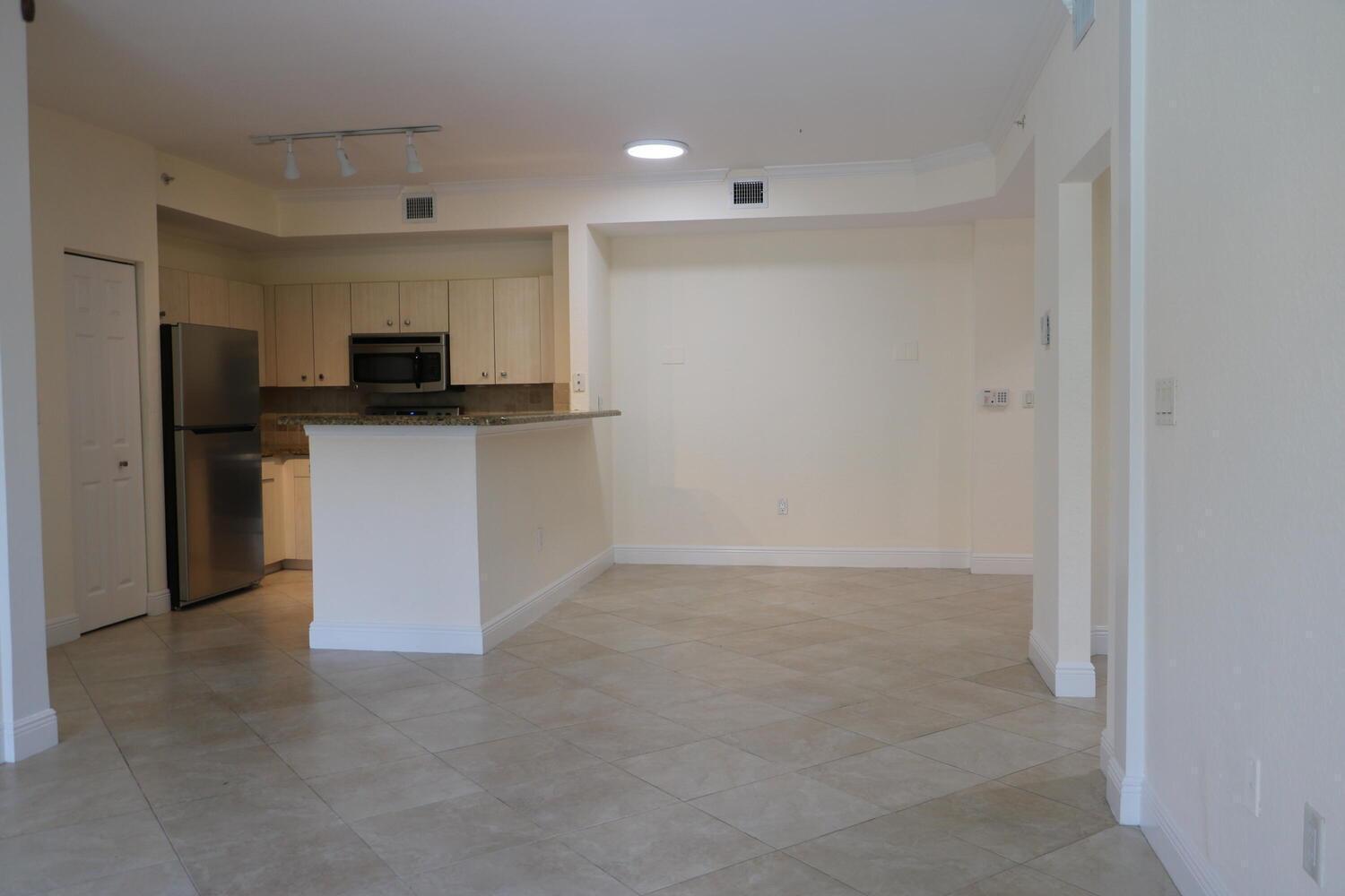 property viewer photo 4