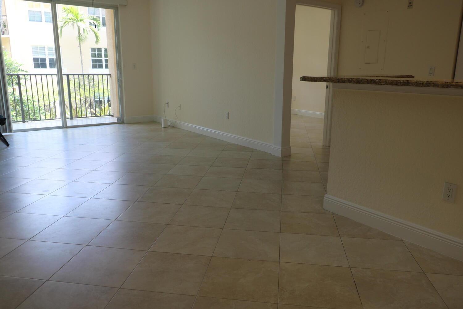 property viewer photo 6