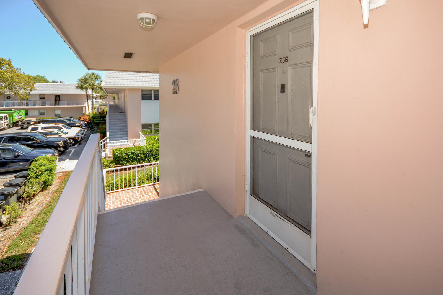 main property photo 30
