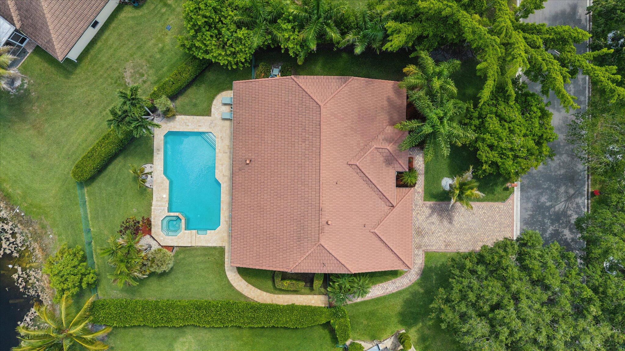 main property photo 31