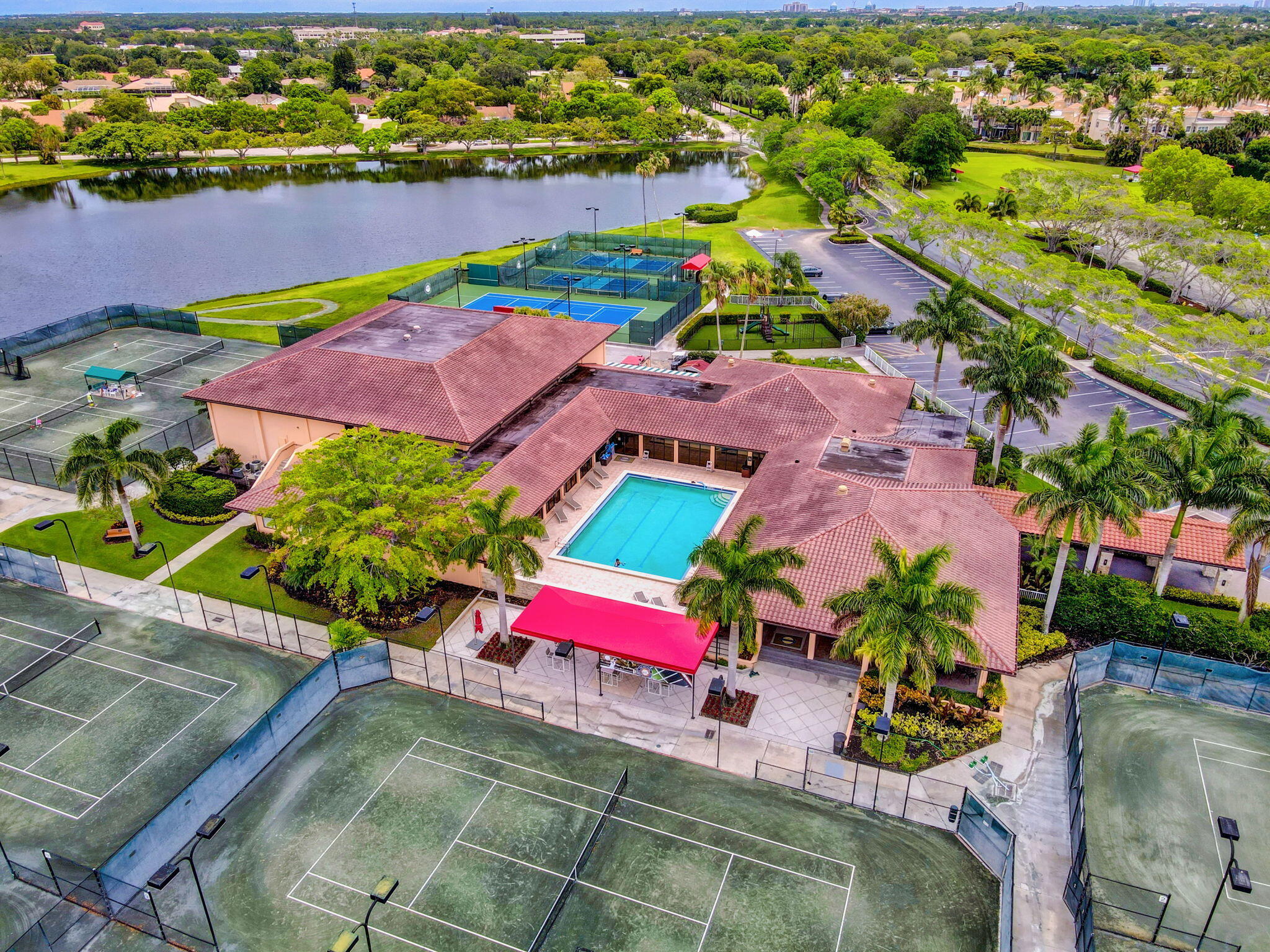 main property photo 70