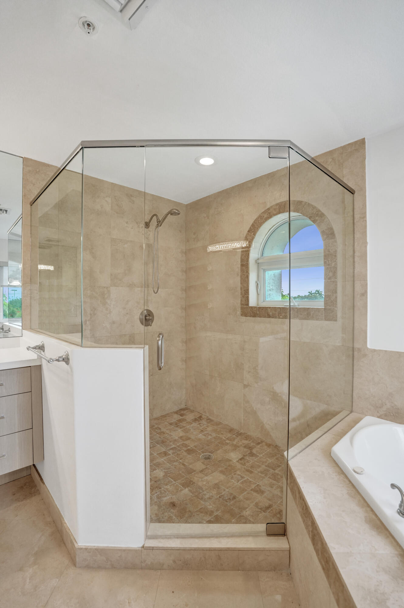 main property photo 57
