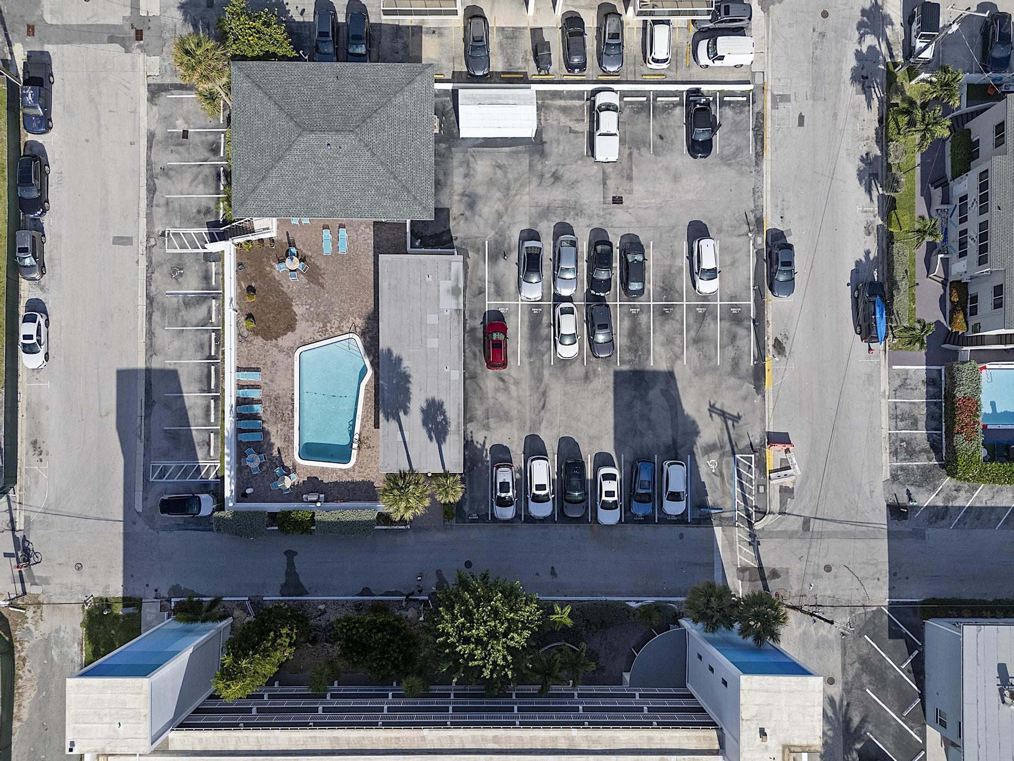 main property photo 50