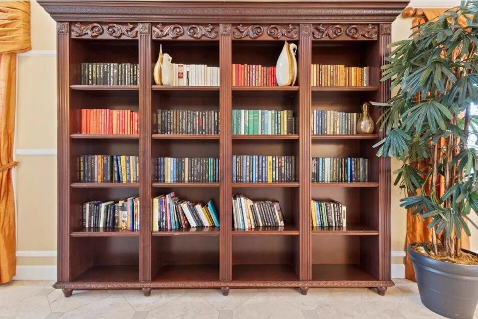 main property photo 14