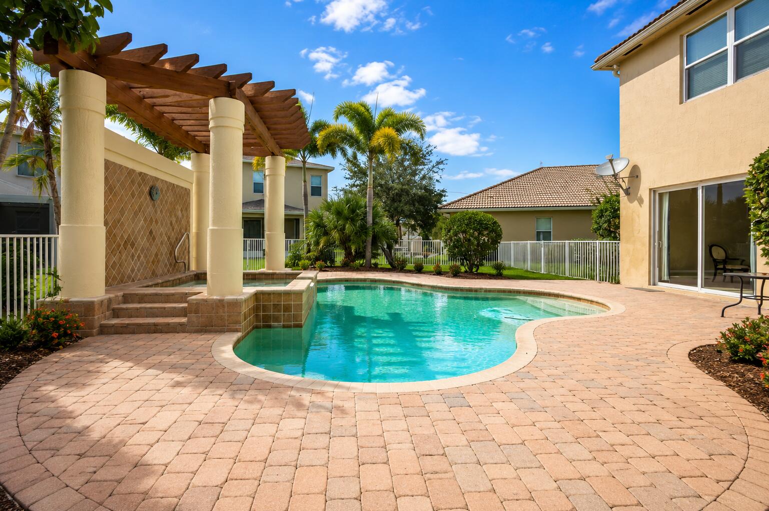 main property photo 58