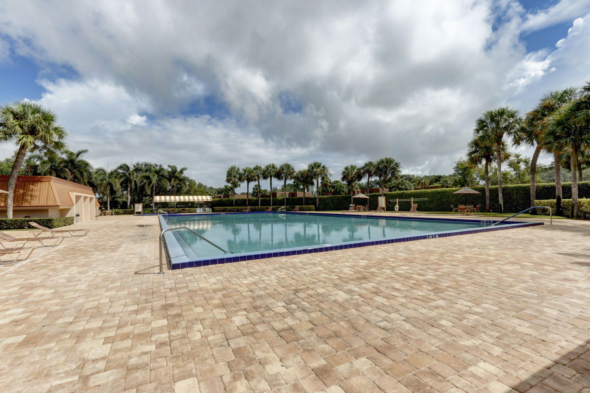main property photo 58