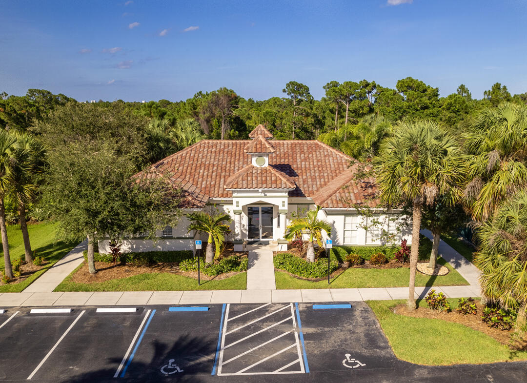 property viewer photo 42