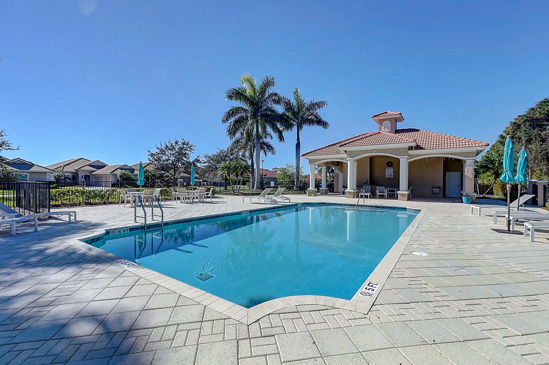 property viewer photo 49