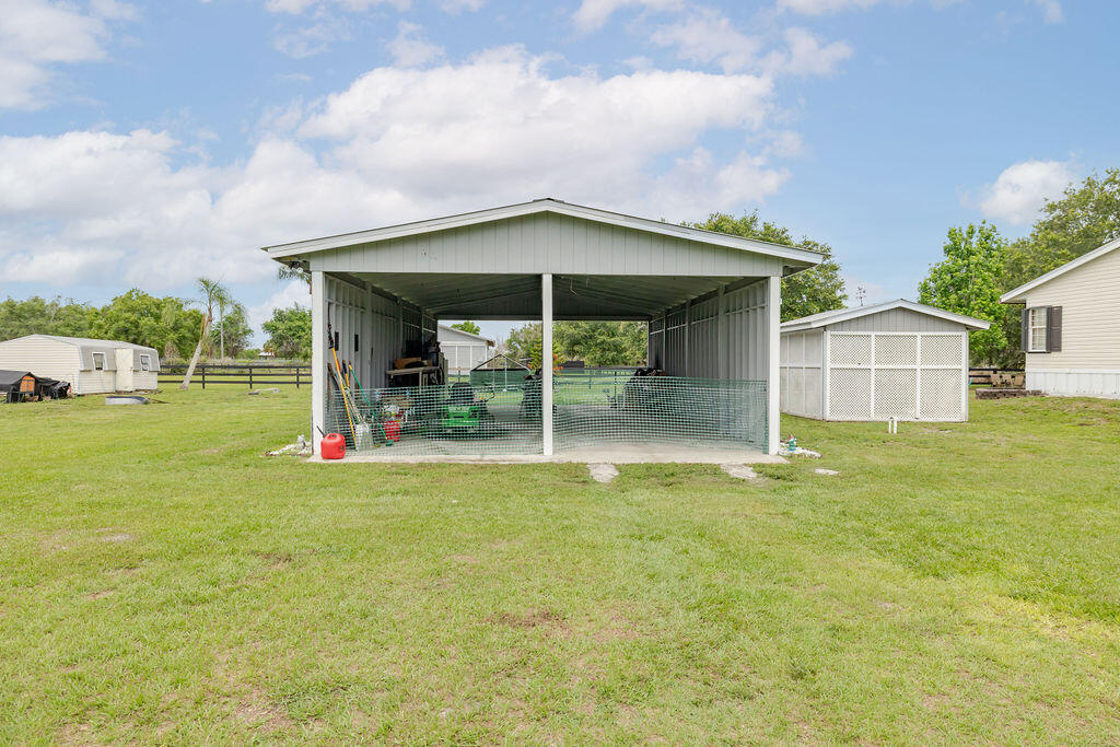 main property photo 30