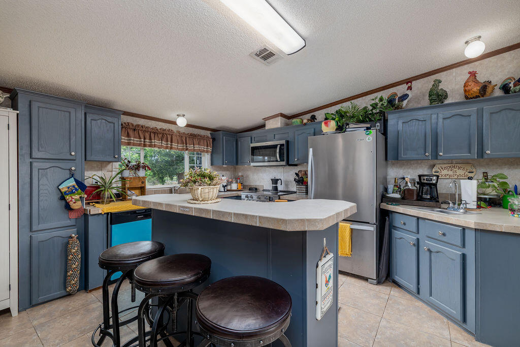 main property photo 65