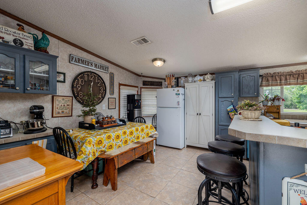 main property photo 66