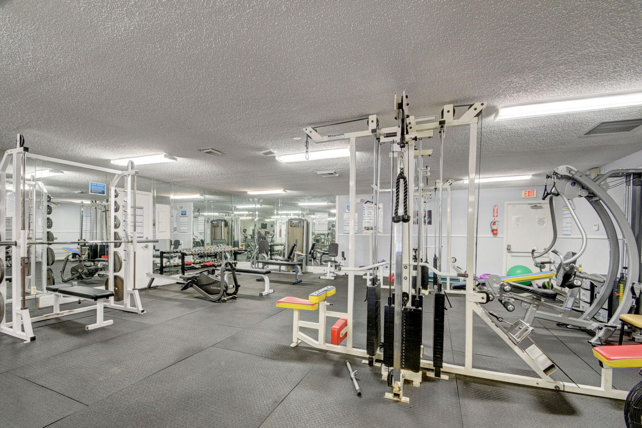 main property photo 33