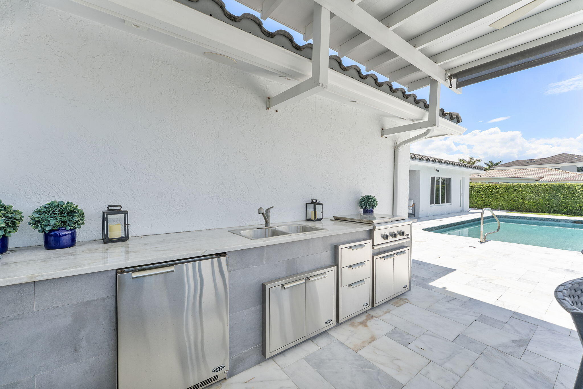 main property photo 75