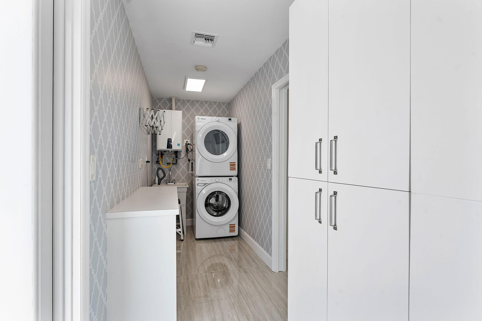 main property photo 80