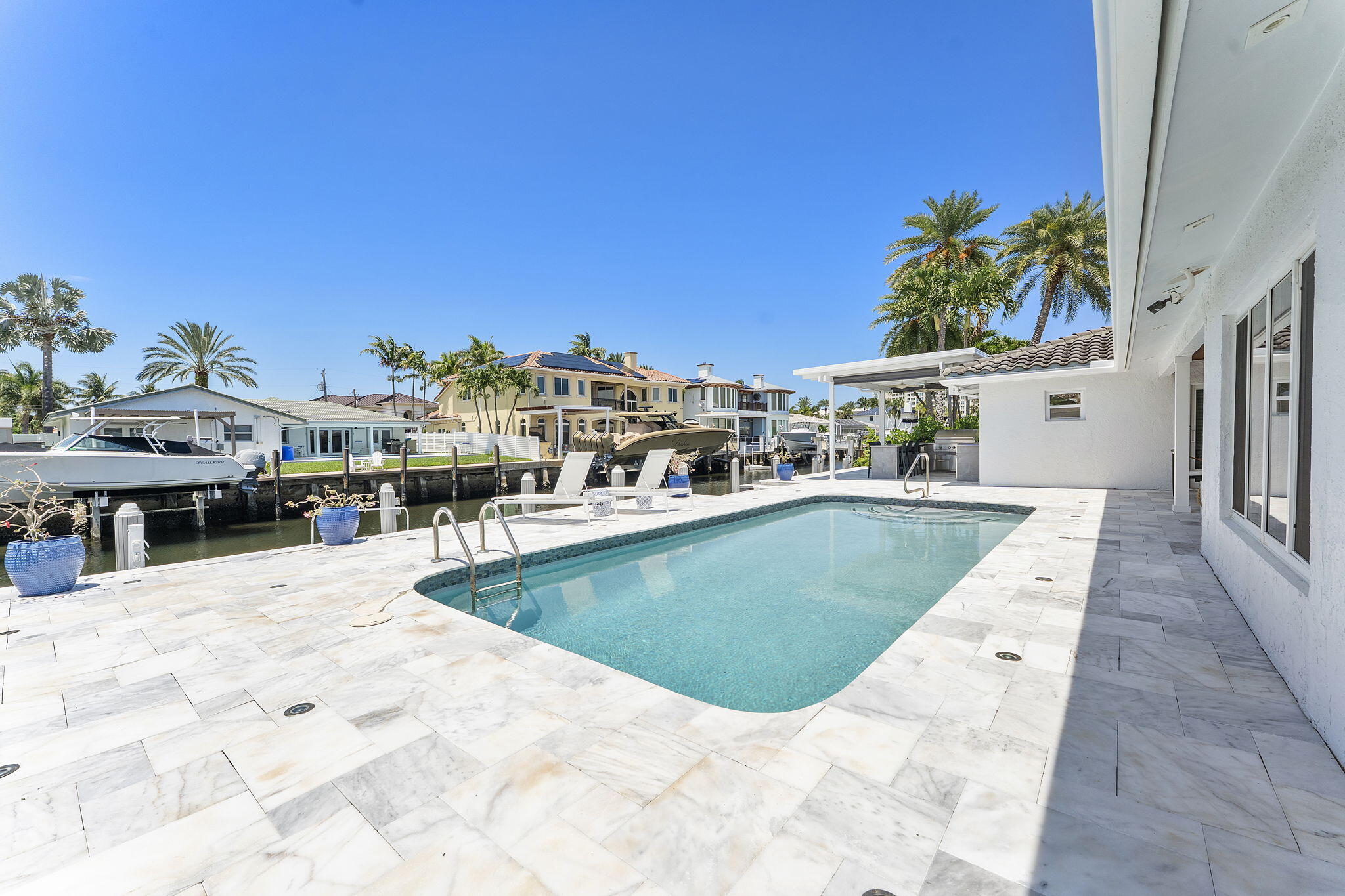 main property photo 68