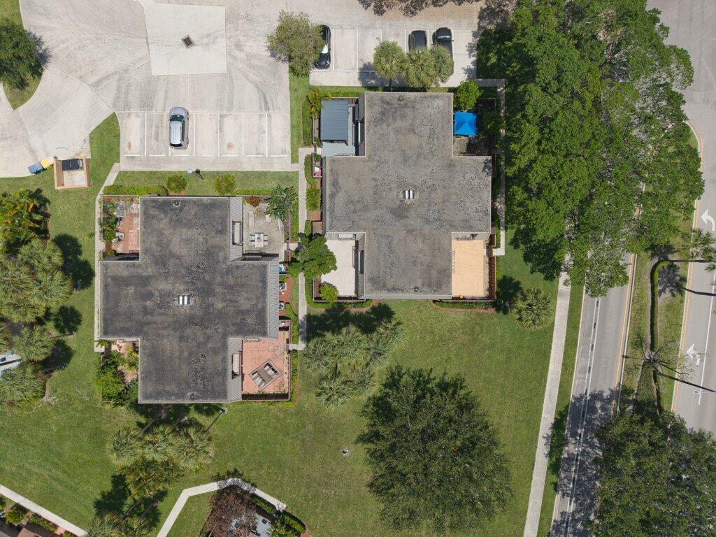 main property photo 50