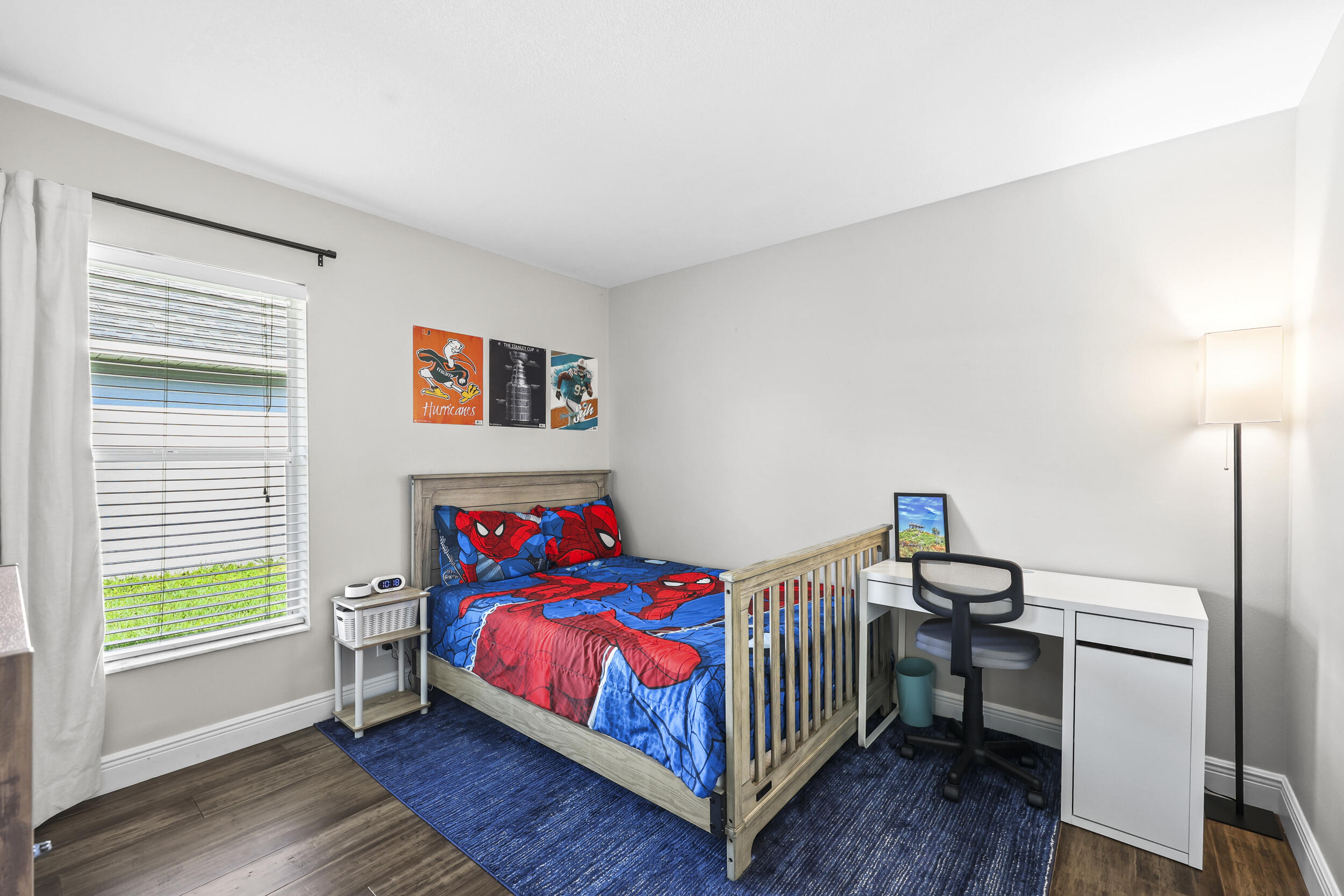 property viewer photo 30