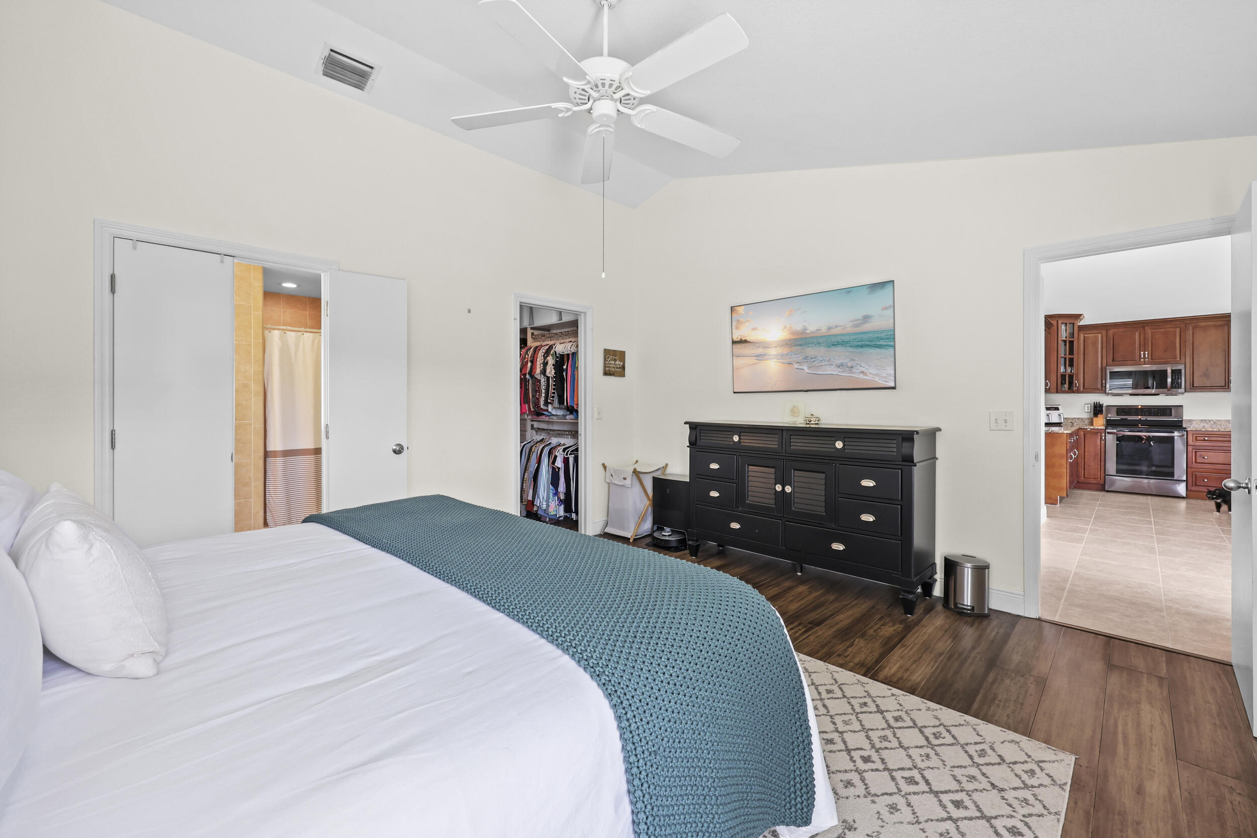 property viewer photo 34