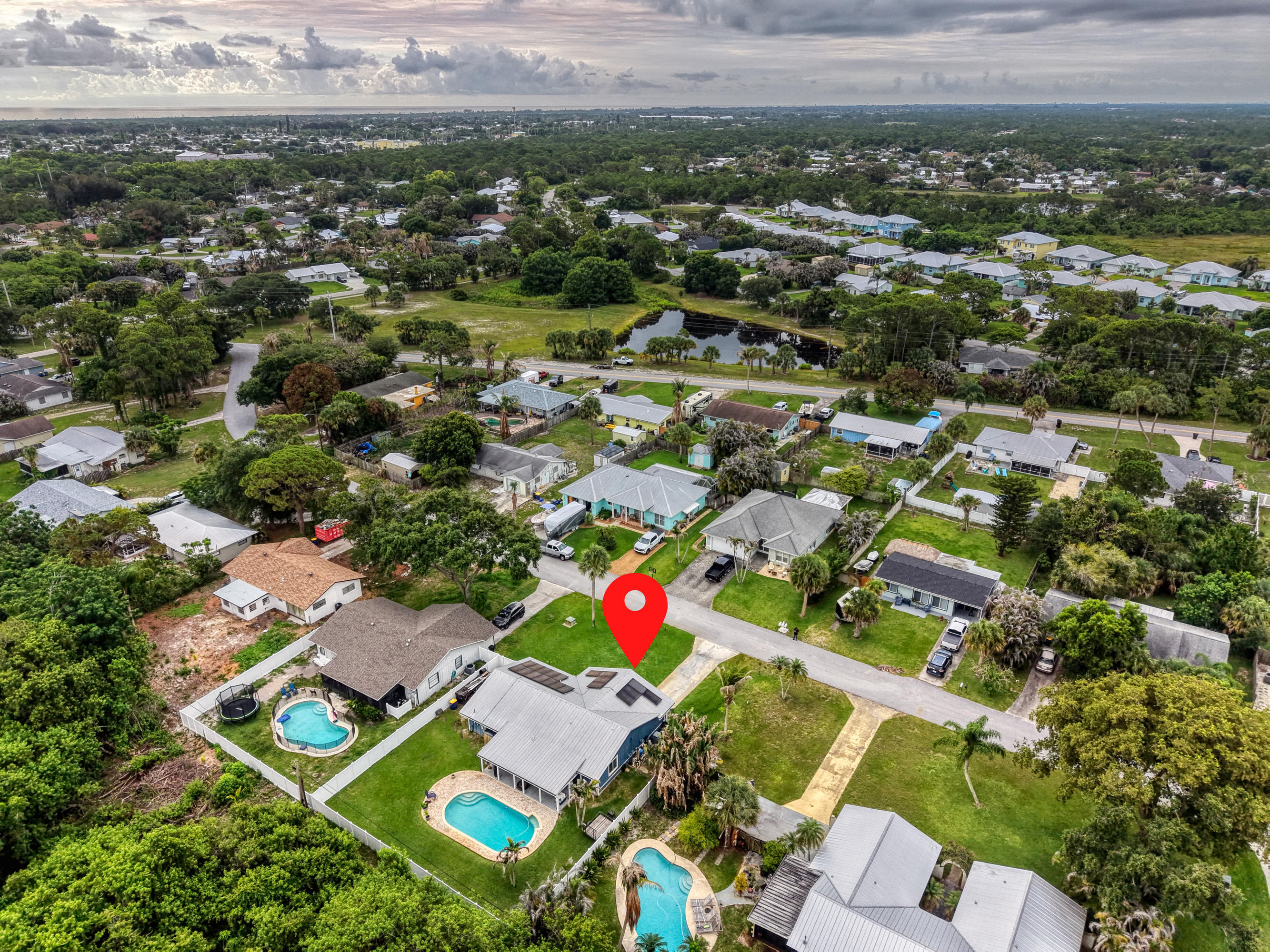 main property photo 37