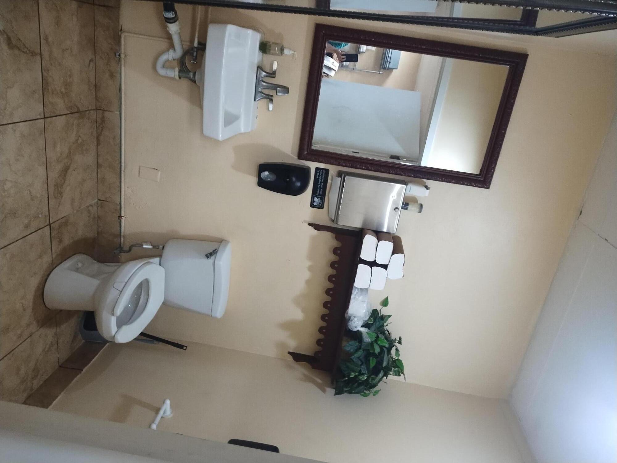 main property photo 16