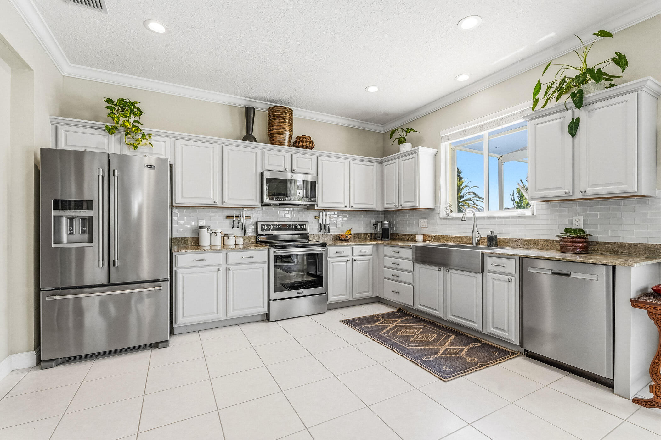 main property photo 61