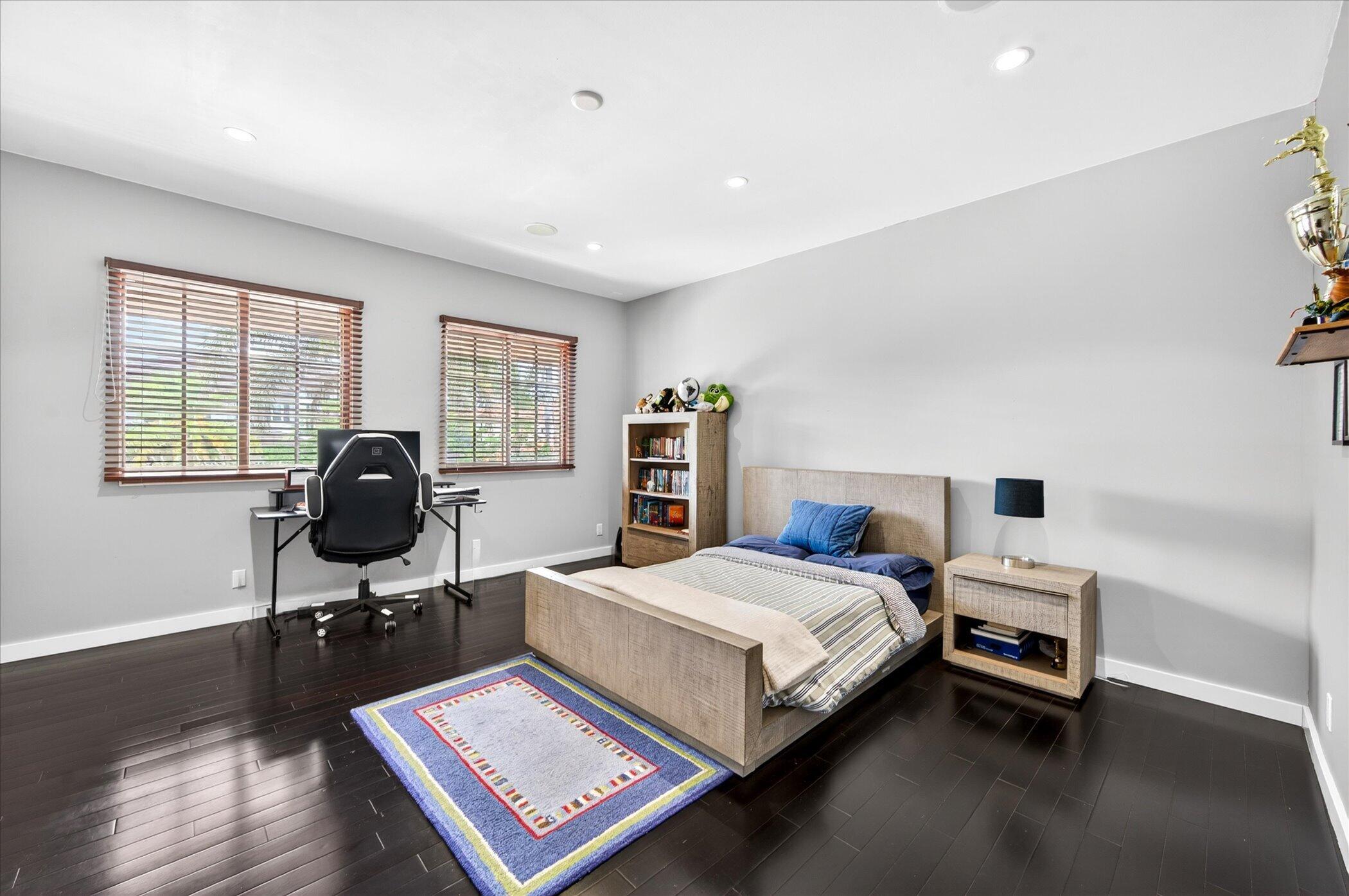 main property photo 59