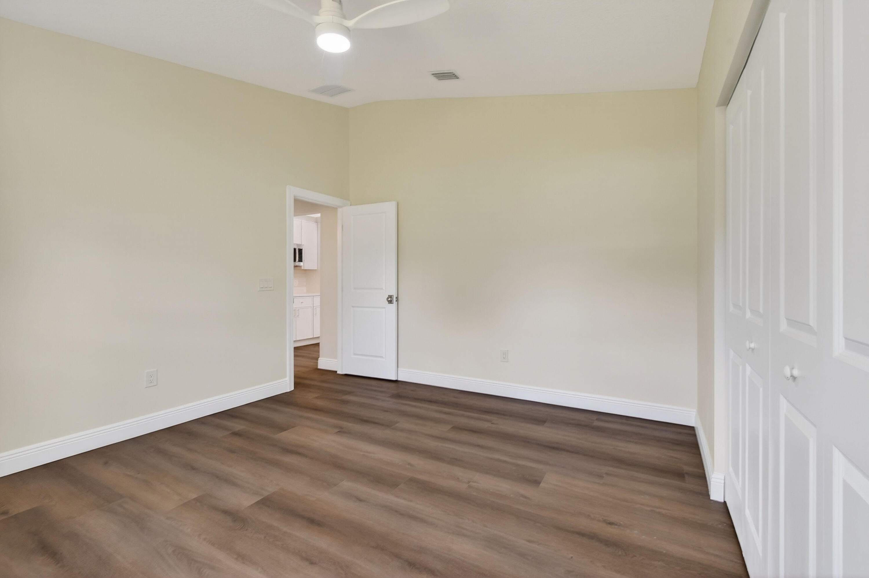 main property photo 76