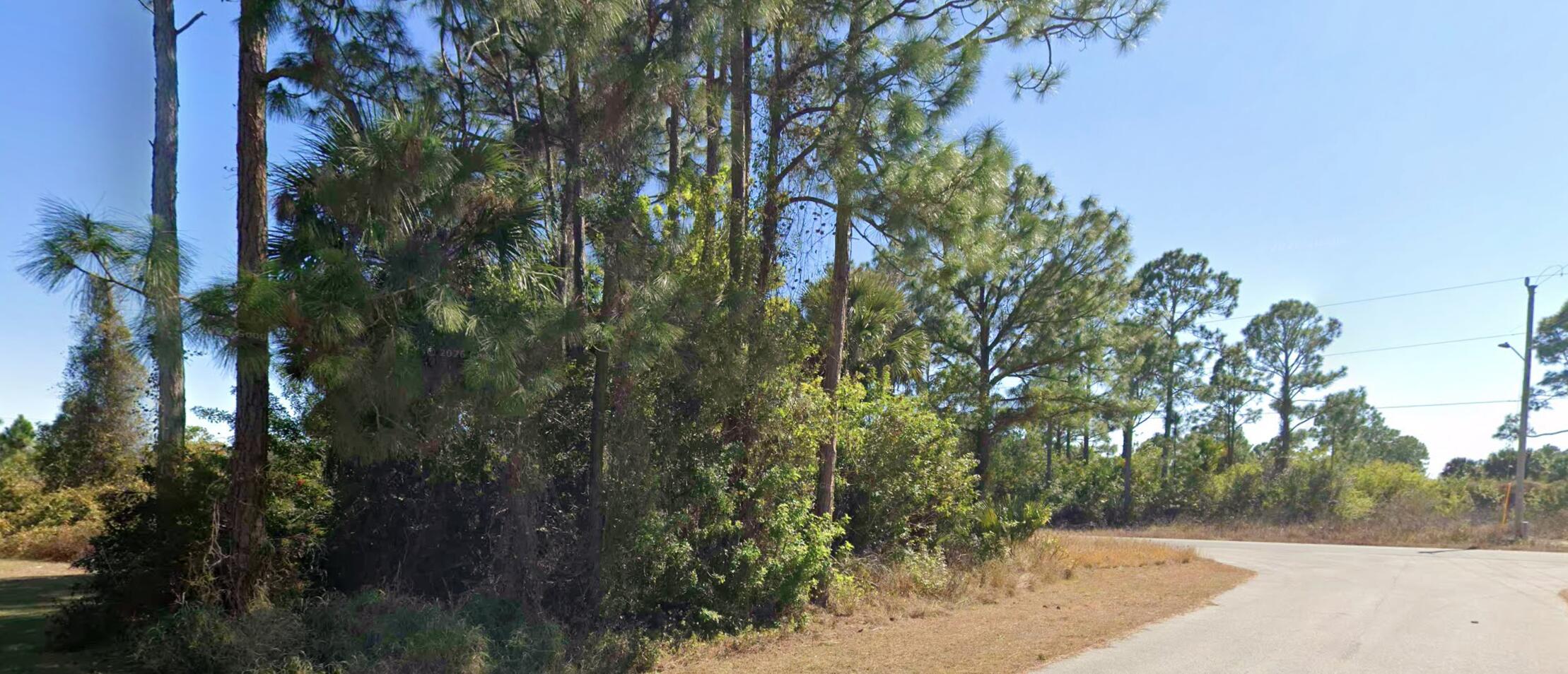 main property photo 9