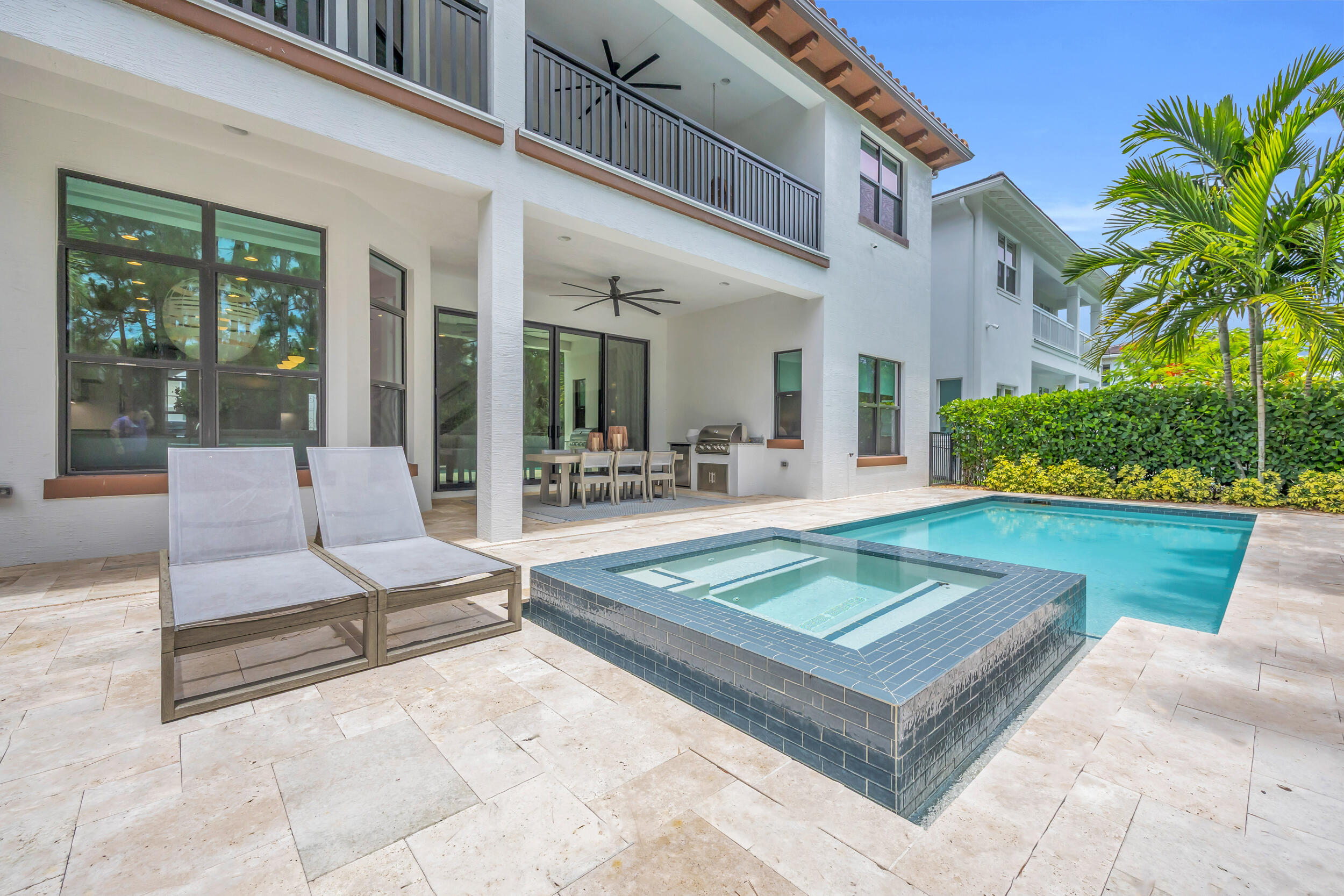 main property photo 70