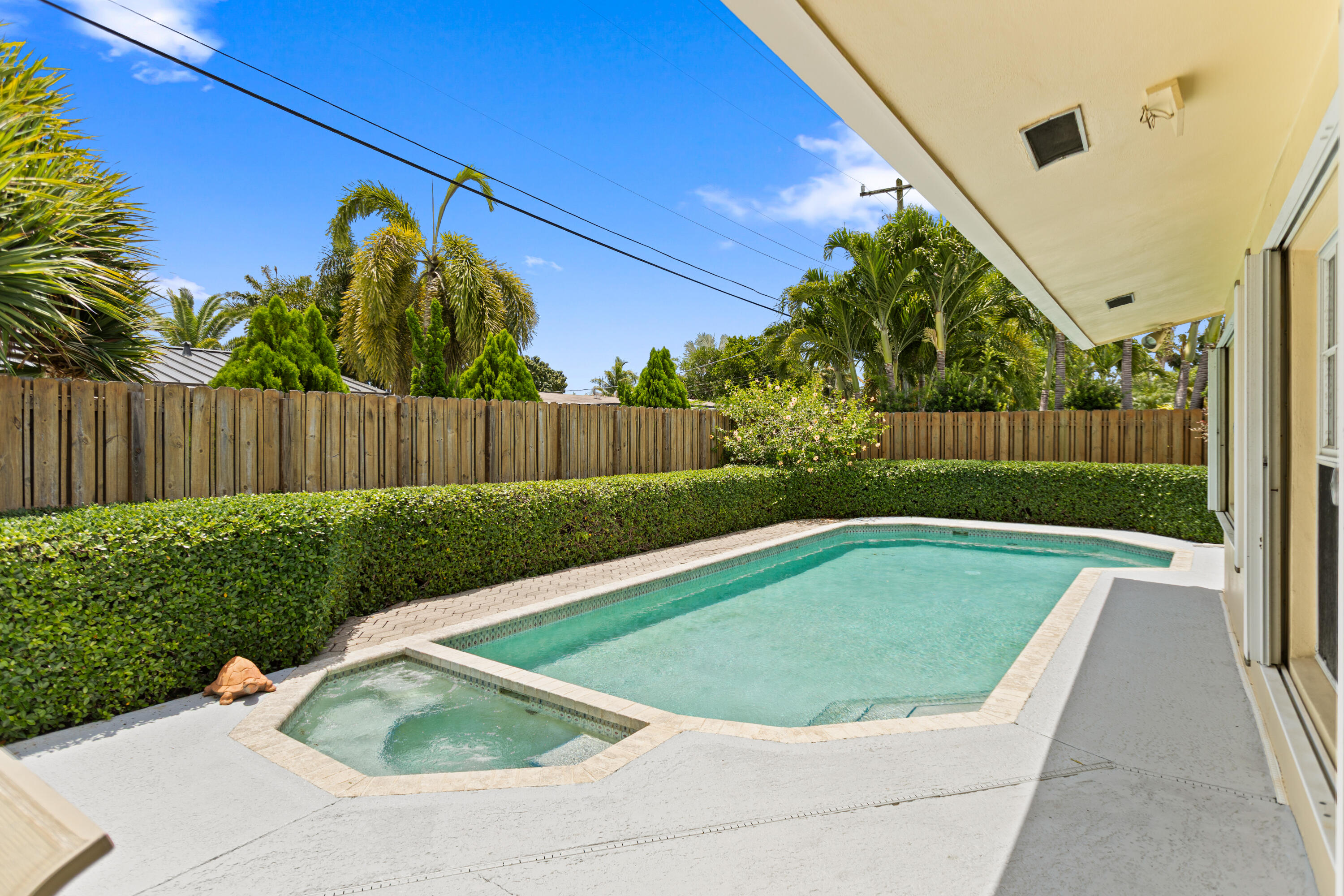 main property photo 56