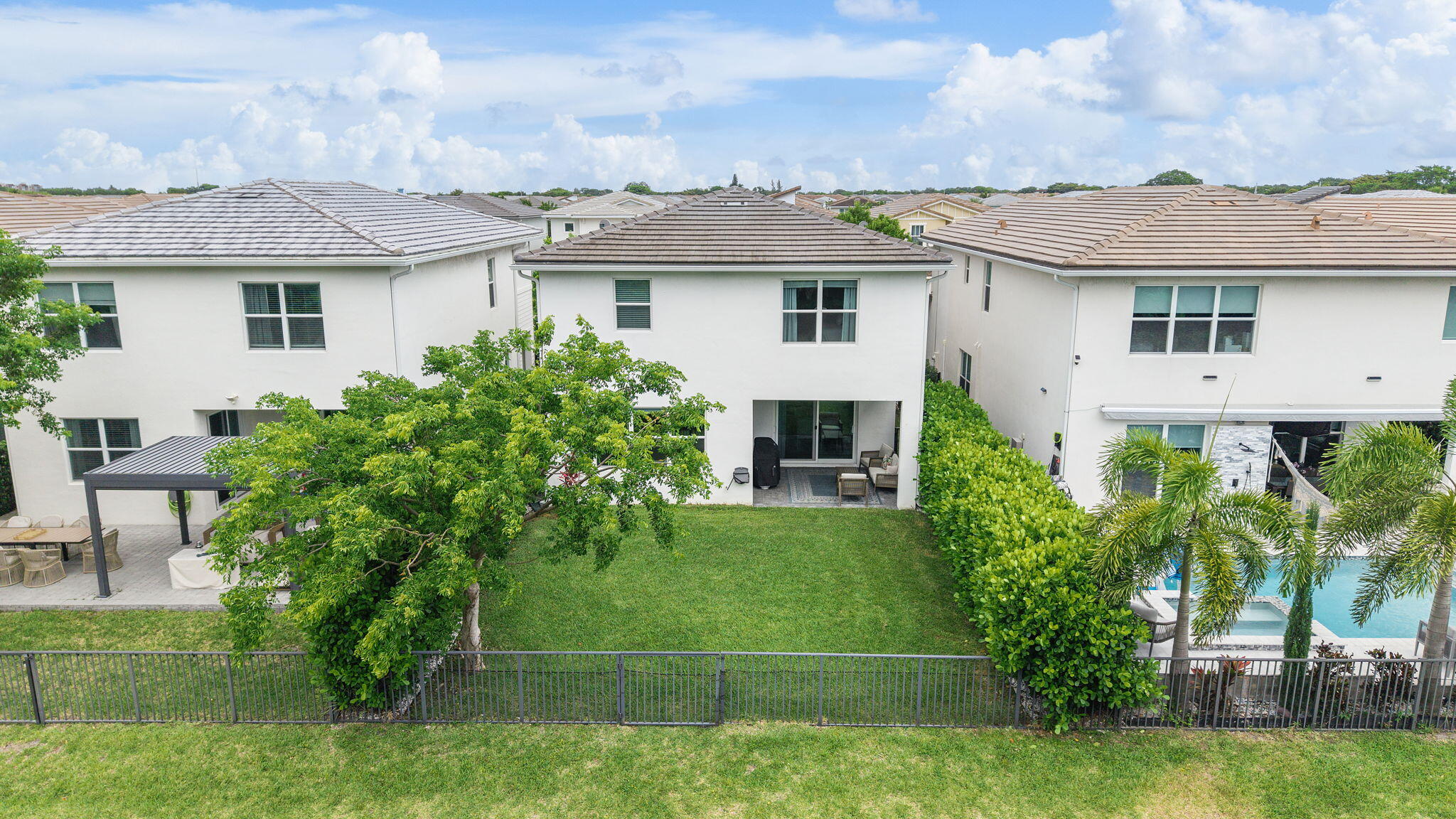 main property photo 47