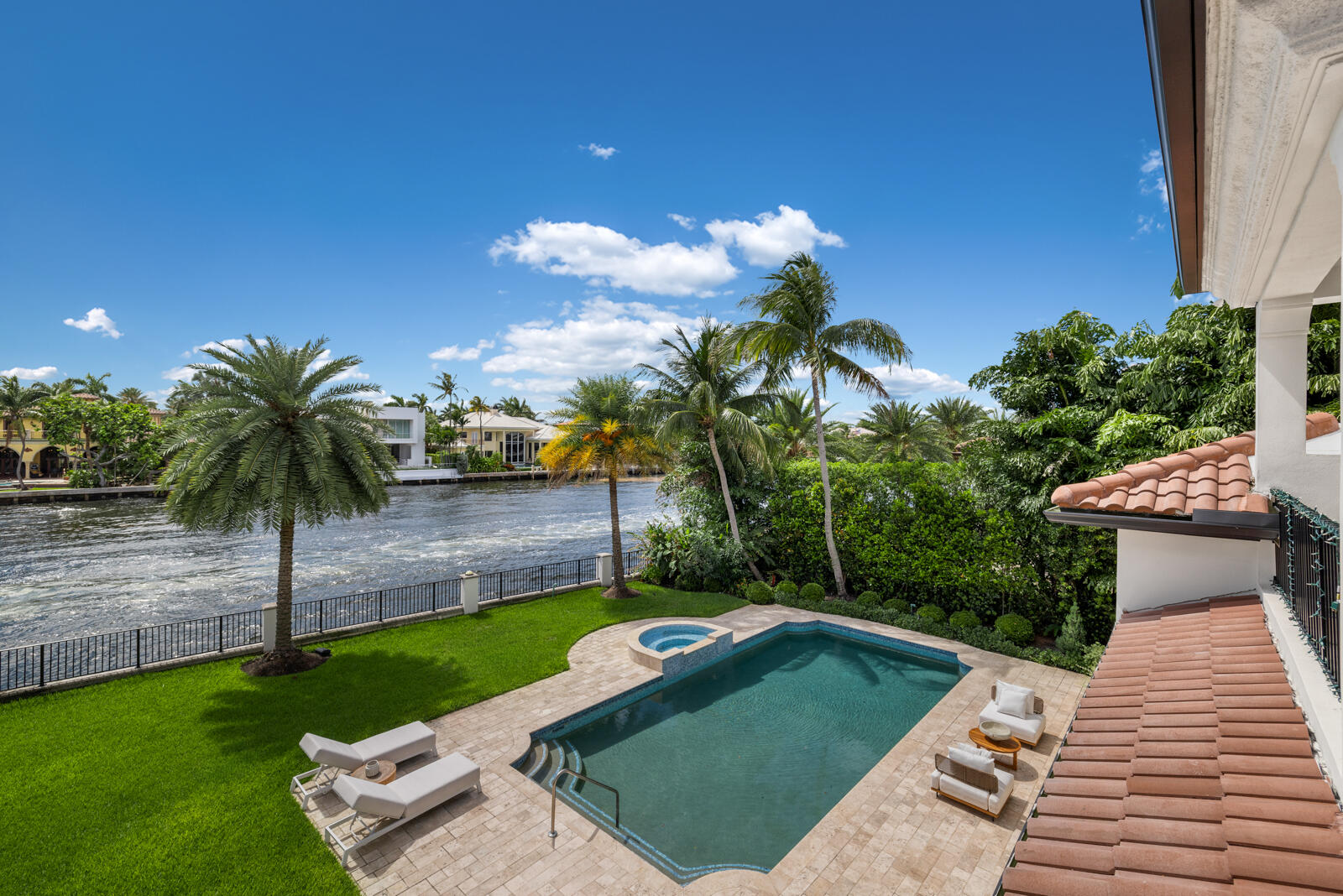 main property photo 60