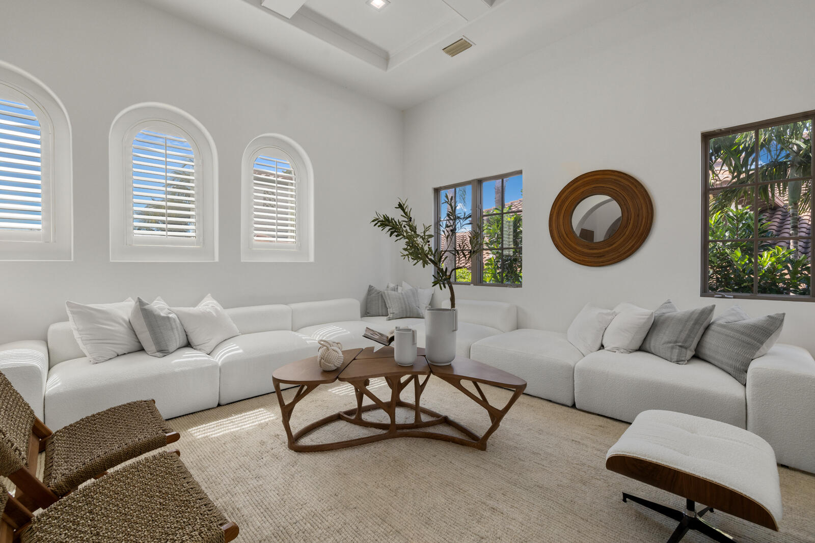main property photo 78