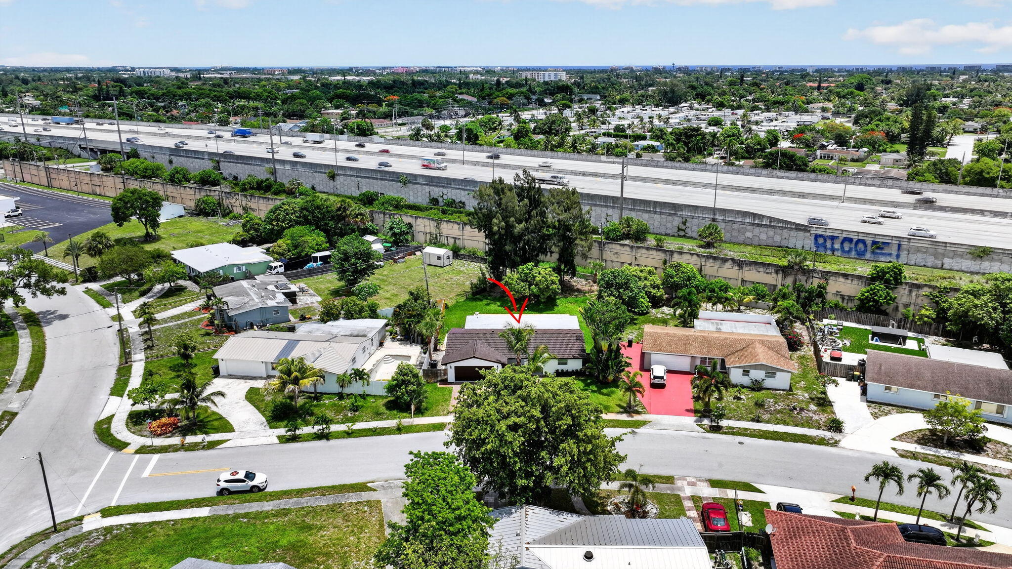 main property photo 43