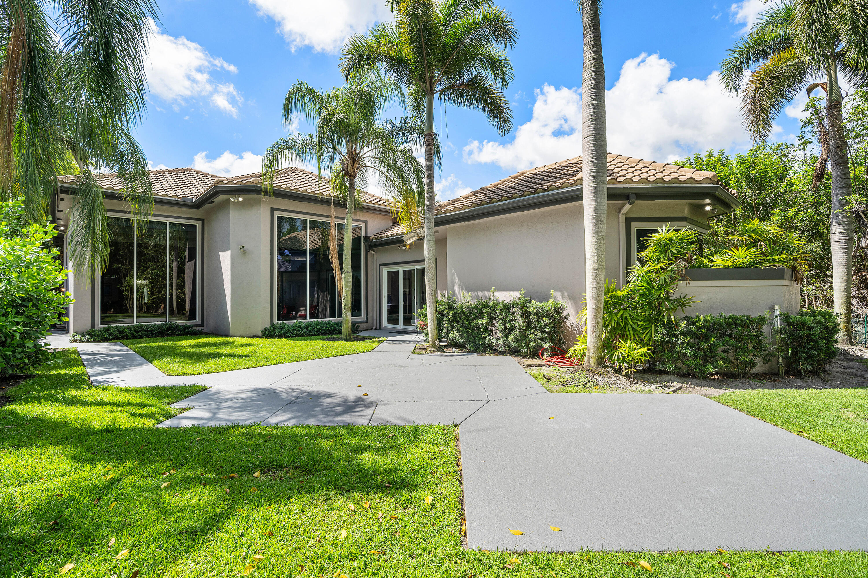 main property photo 58