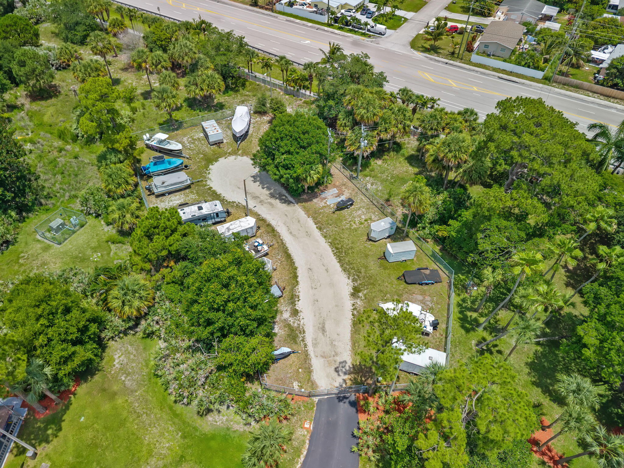 main property photo 36