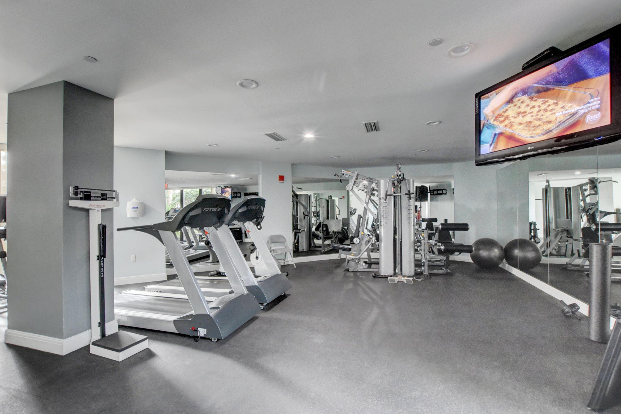 main property photo 44